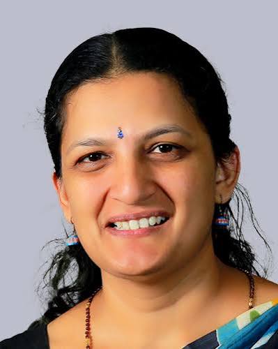 Dr M Reshmi